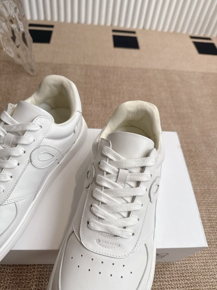 Loewe Spliced Minimalist Sneakers in Black
