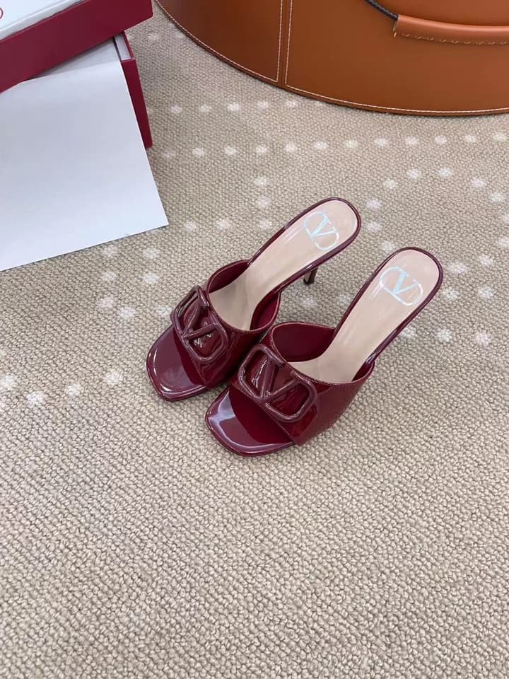 Valentino VLogo Patent Leather Heeled Mules in Burgundy Red