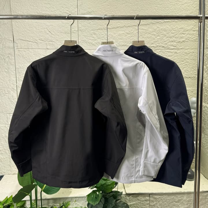 Arc'teryx Gamma MX Softshell Jacket in Classic Black