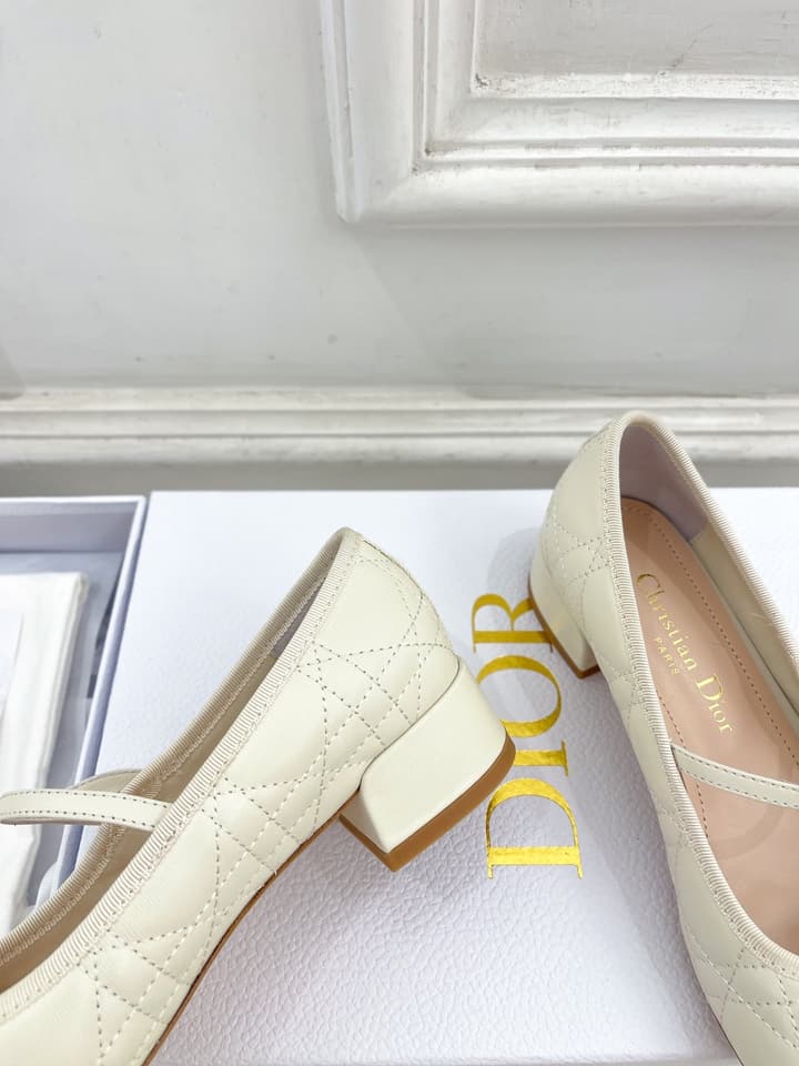 Dior Cannage Pearl Ballet Pumps – 2024 Early Spring Collection in Cream Mary Jane