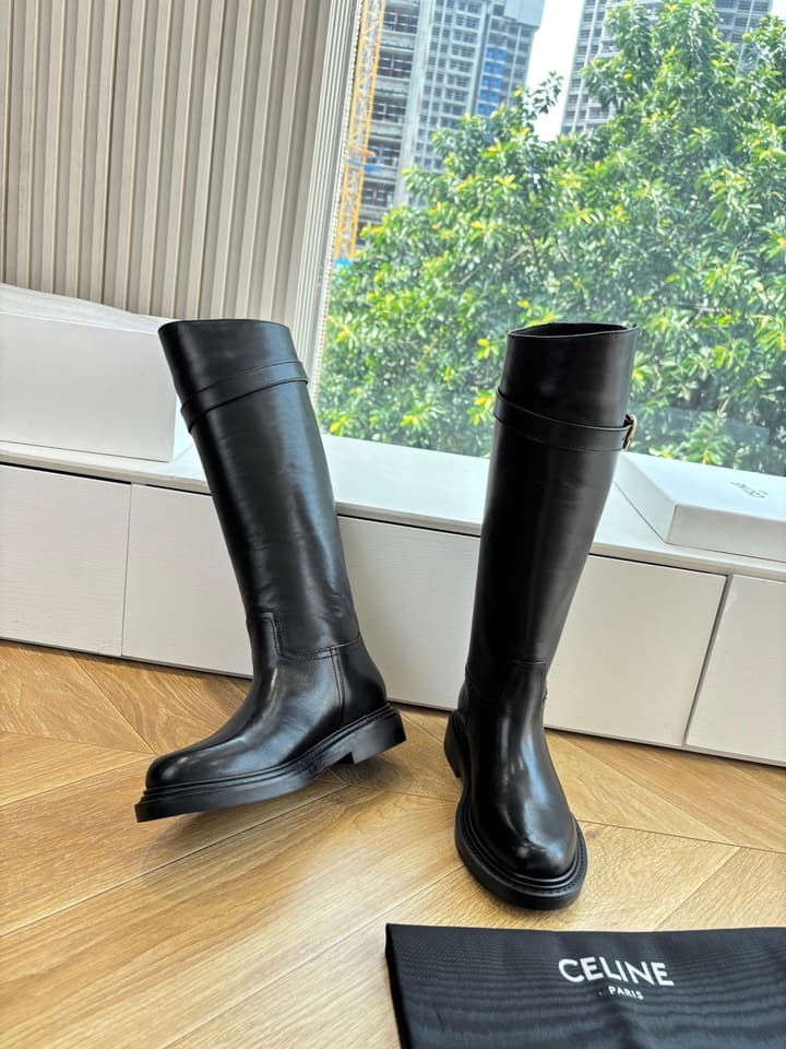 Celine Triomphe Leather Knight Boots – 2025 Autumn/Winter Collection in Black