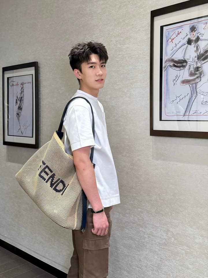 Fendi Leather Patch Logo Cotton T-Shirt – 26SS