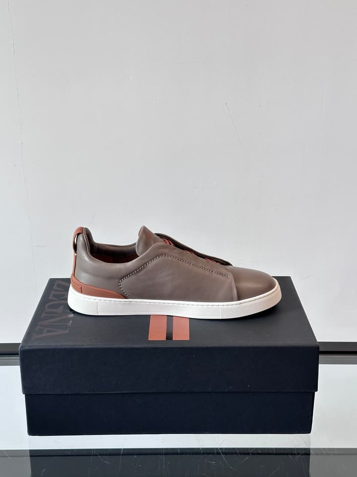 Zegna Men's Low-Top Leather Sneakers in Black & White