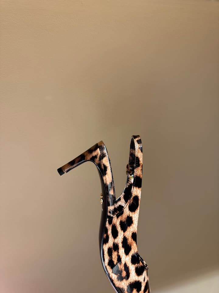 Dolce & Gabbana Retro Leopard Print Bow Pumps in Gunmetal Pattern