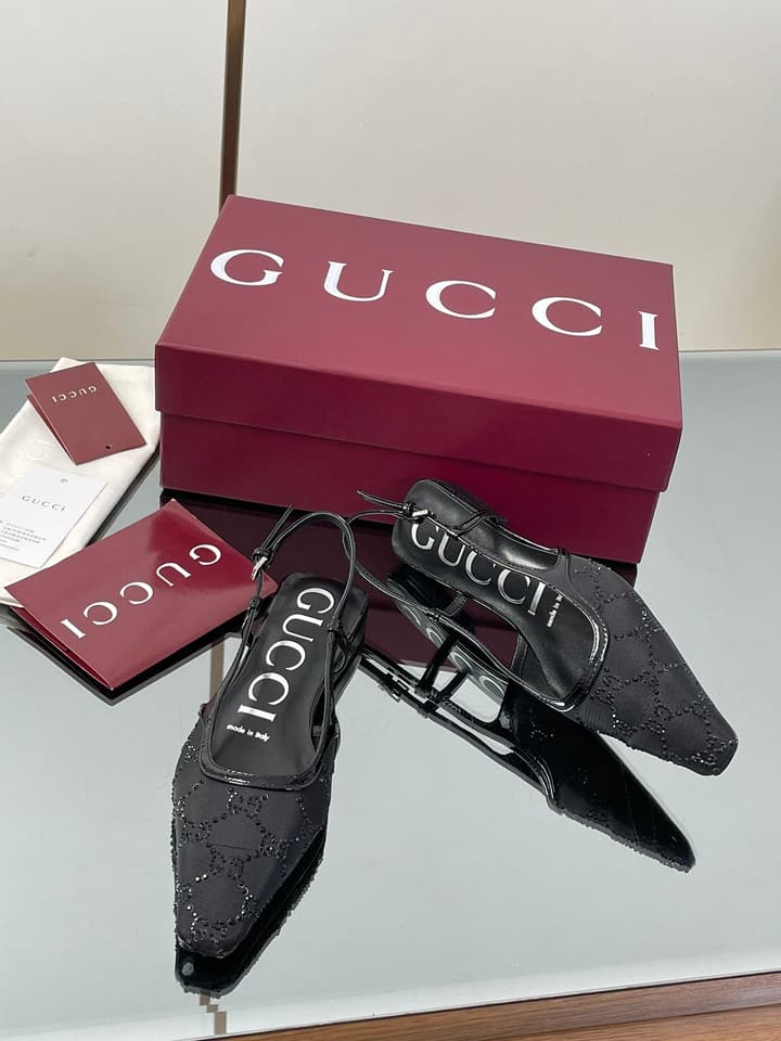 Gucci Cosmogonie GG Crystal Slingback Sandals – 2025 Early Autumn Collection in Black Crystal Gg
