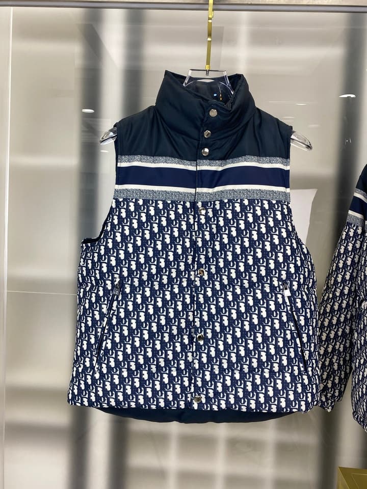 Dior Full Print Jacquard Reversible Down Vest – 22FW in Navy Oblique Pattern