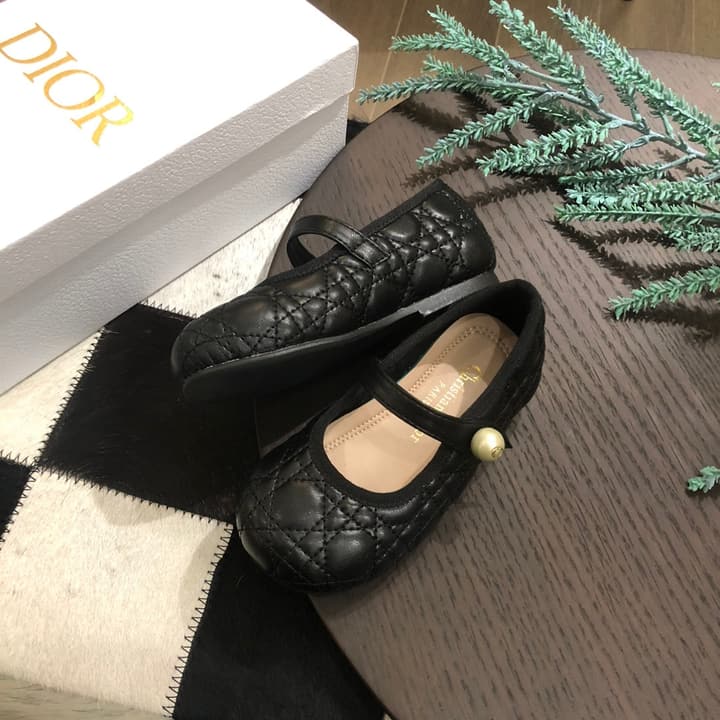 Dior DioBady Ballet Quilted Flats – Kids Collection – 2024SS in Black Quilted With Pearl Strap
