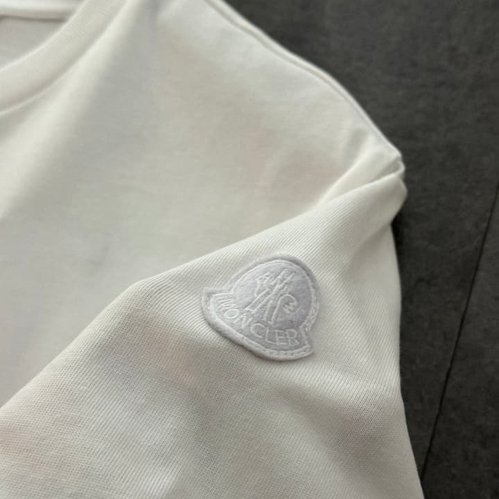 Moncler Letter Pattern Crewneck T-Shirt – 2026SS in Black