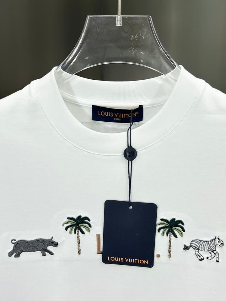 Louis Vuitton 2026 Hooded T-Shirt – 2026SS in Classic Black