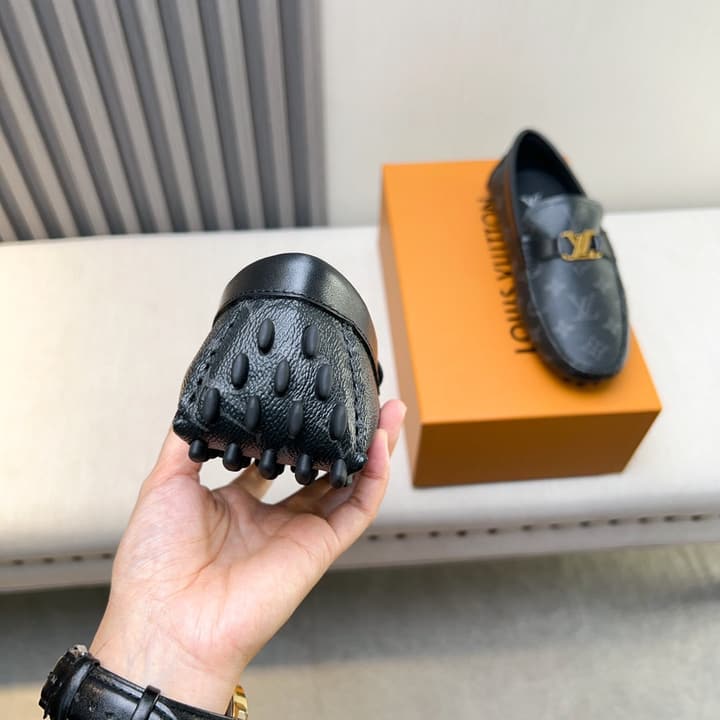 Louis Vuitton Monte Carlo Moccasin Loafers in Black Smooth Leather