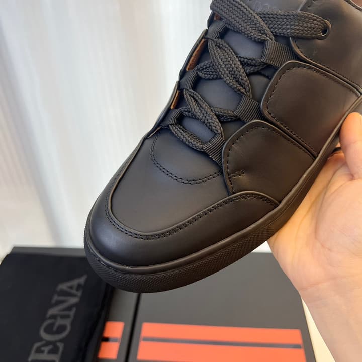 Zegna TIZIANO Calfskin Low-Top Sneakers in Black With White Sole