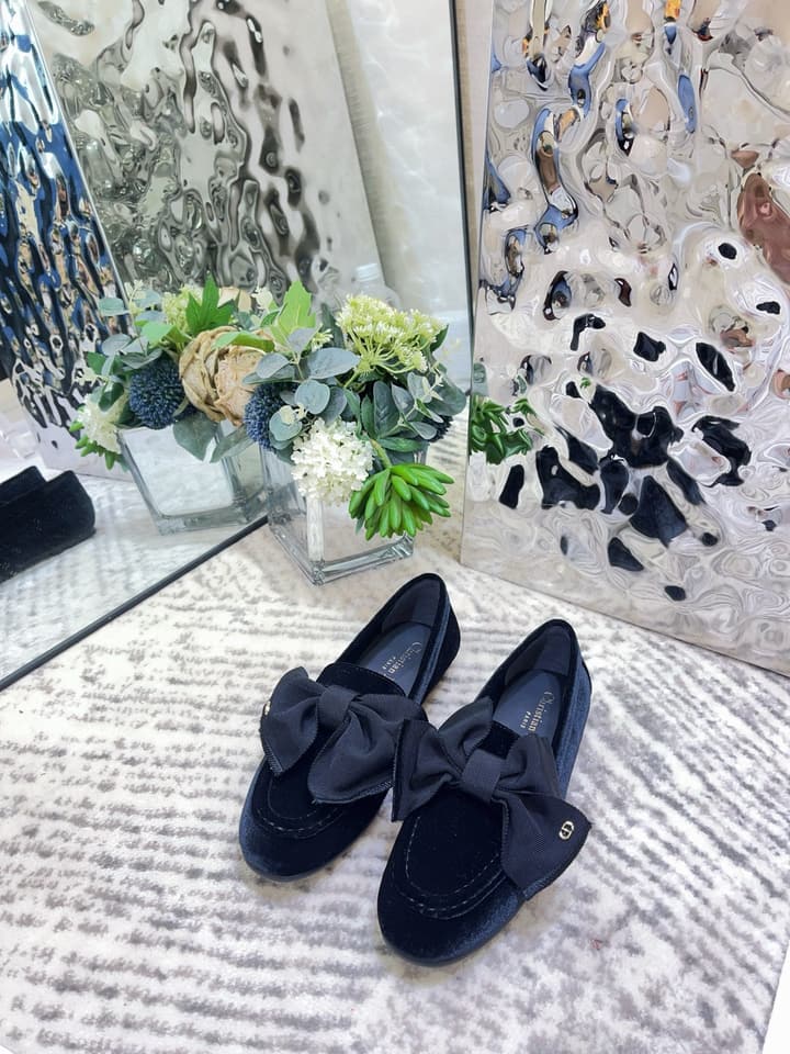 Dior Diorissimo Velvet Loafers – 2025 Autumn Collection