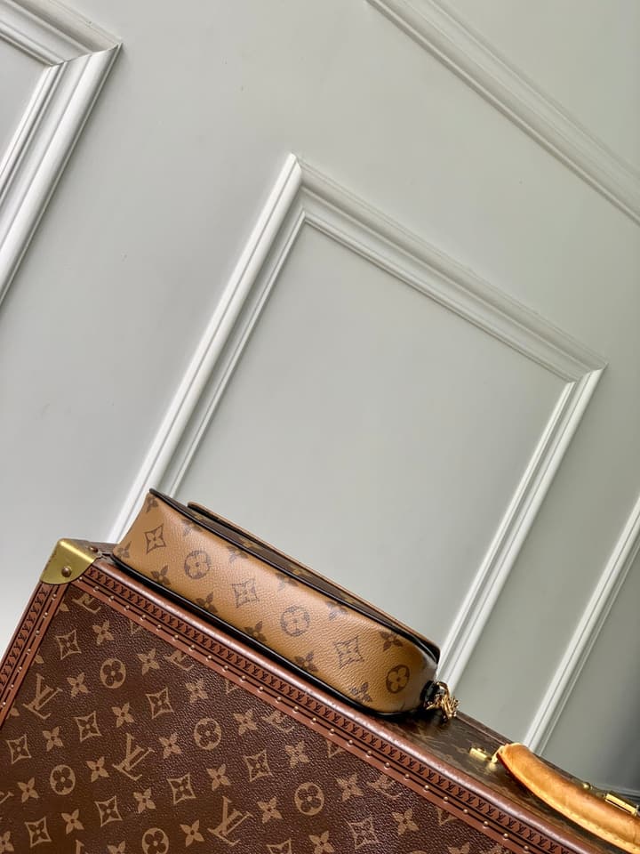 Louis Vuitton Wallet On Chain Ivy Monogram Reverse