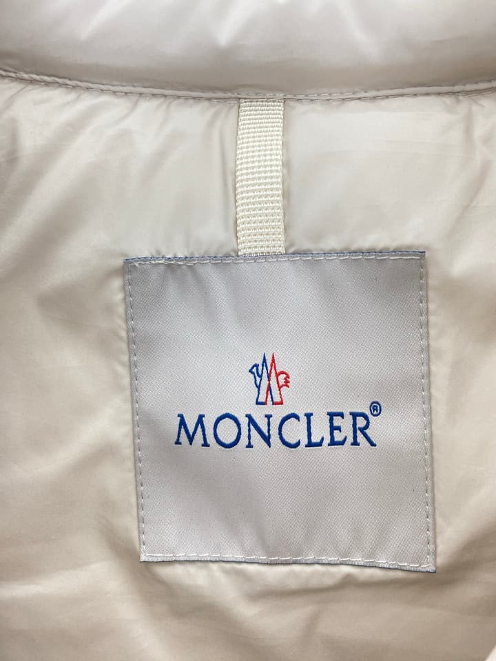 Moncler Arnique Men's Short Down Jacket – 25 Collection in Classic Black