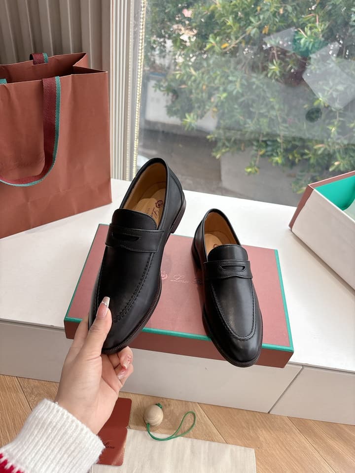 Loro Piana Classic Loafers in Burgundy Leather