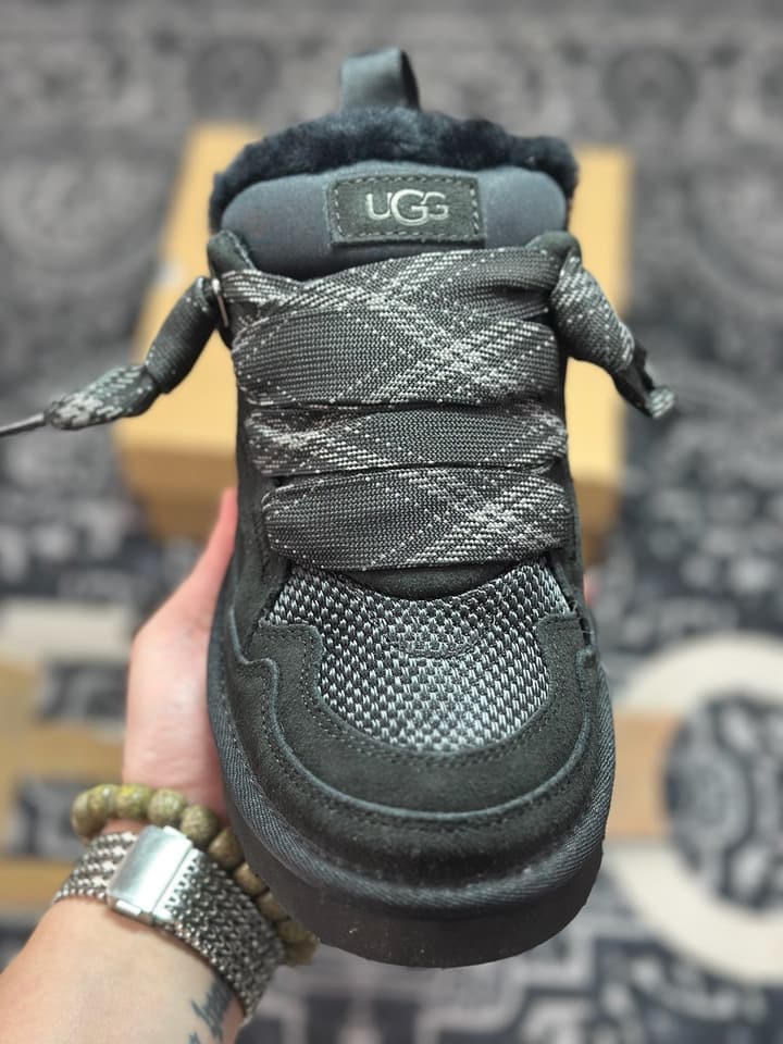 UGG Lowmel Sheepskin Snow Boots in Triple Black Suede
