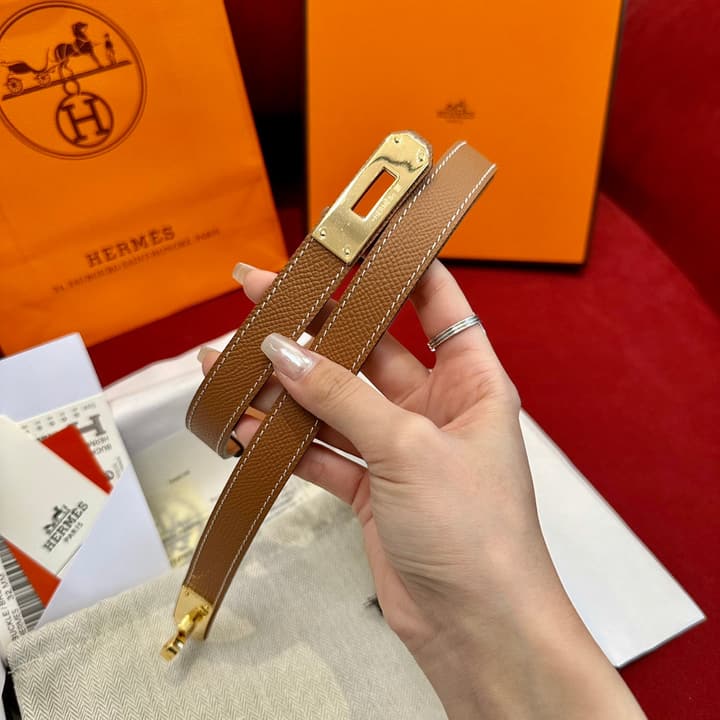 Hermès Kelly Epsom Leather Belt in Tan With Gold Hardware