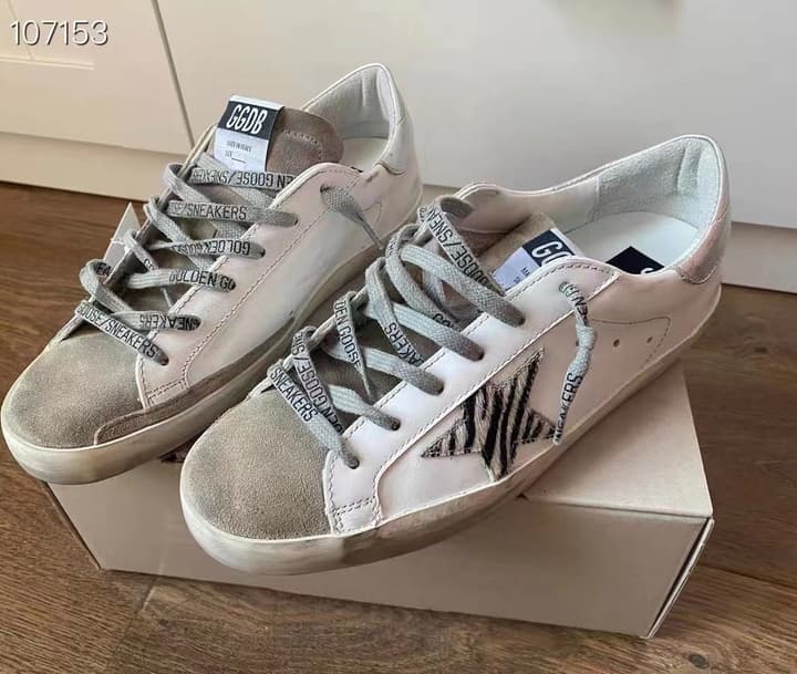 Golden Goose Superstar Graffiti Sneakers – SS22 in Black Star Rose Gold Toe