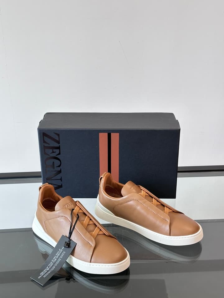 Zegna Men's Low-Top Leather Sneakers in Black & White