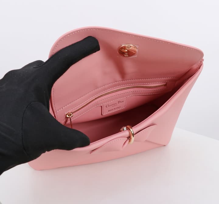 Dior Trapezoidal Bow Handbag – 2026 Spring/Summer Collection in Deep Burgundy