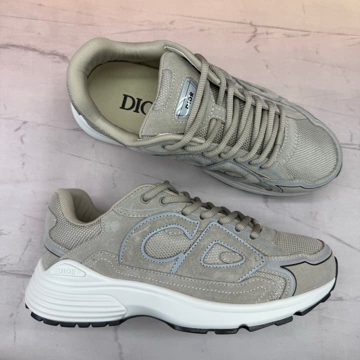 Dior B30 Low-Top Sneakers in Light Khaki Gray