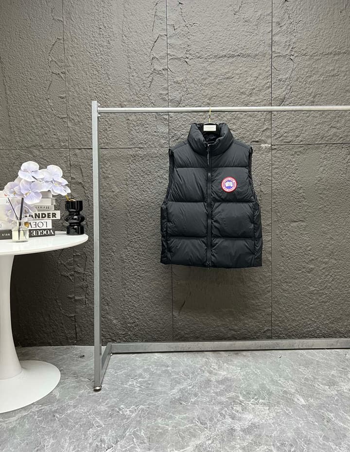 Canada Goose Lawrence Series Down Vest in Classic Black