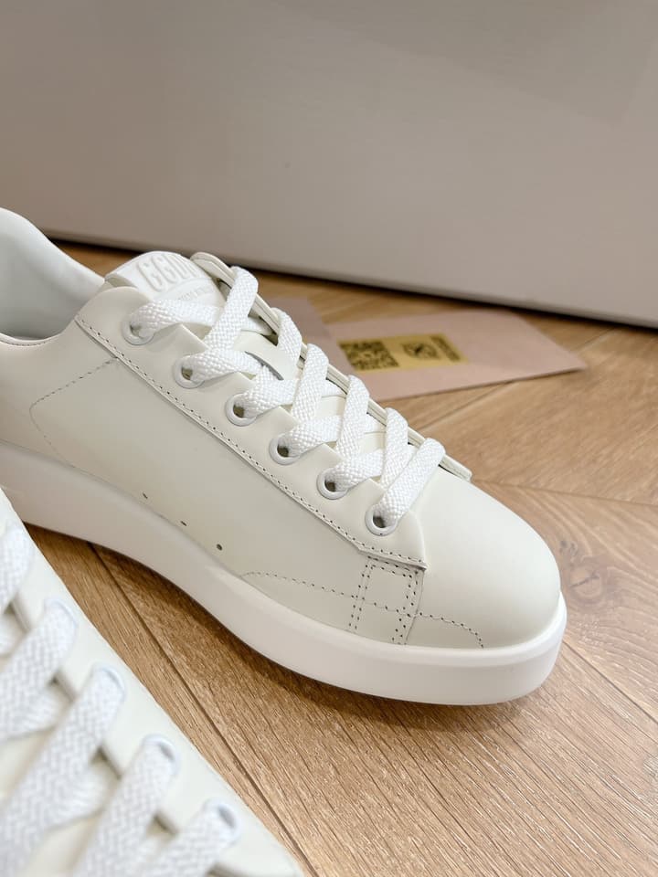 Golden Goose Space Distressed Sneakers – 2024 Collection in White 1