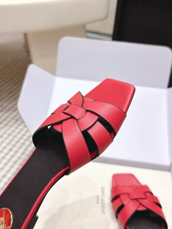 Saint Laurent Melody Square Toe Flat Sandals – 2026SS in Burgundy Patent