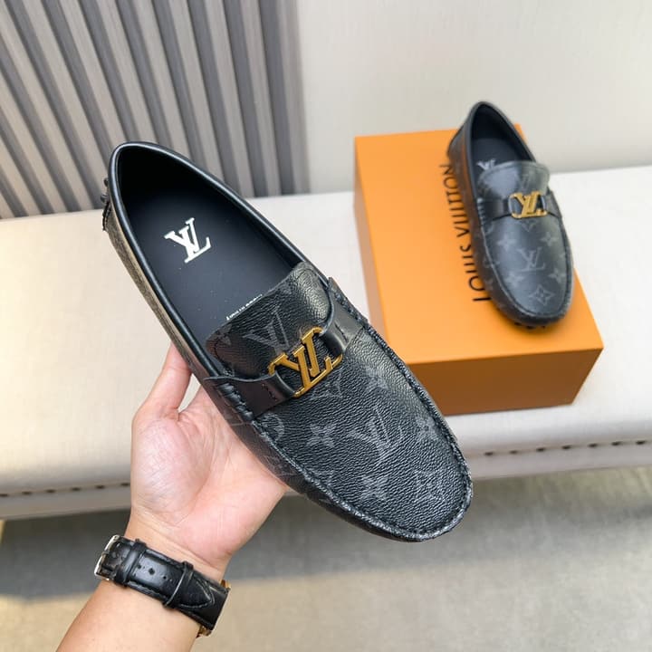 Louis Vuitton Pebbled Leather Driving Shoes in Black Smooth Leather