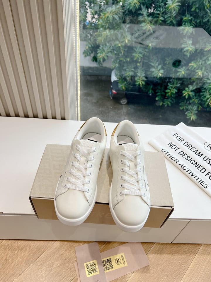 Golden Goose Space Distressed Sneakers – 2024 Collection in White 1