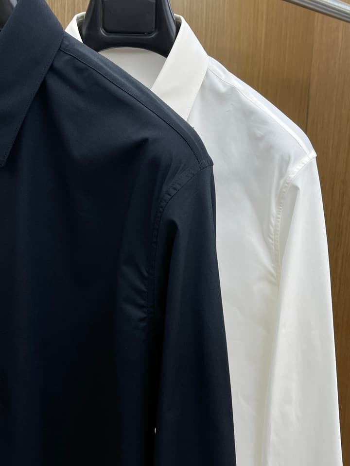 Dior Minimalist Long-Sleeve Cotton Shirt – Spring/Summer Collection