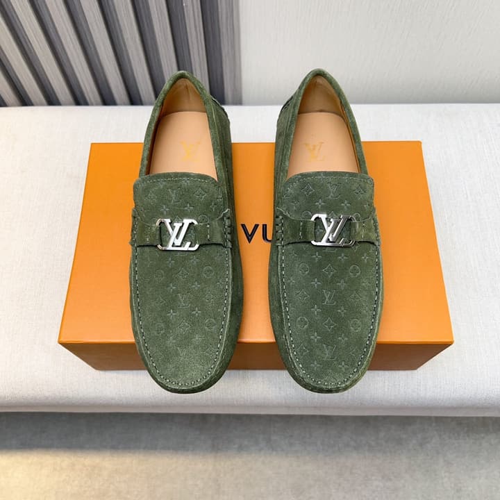 Louis Vuitton Pebbled Leather Driving Shoes in Black Textured Leather