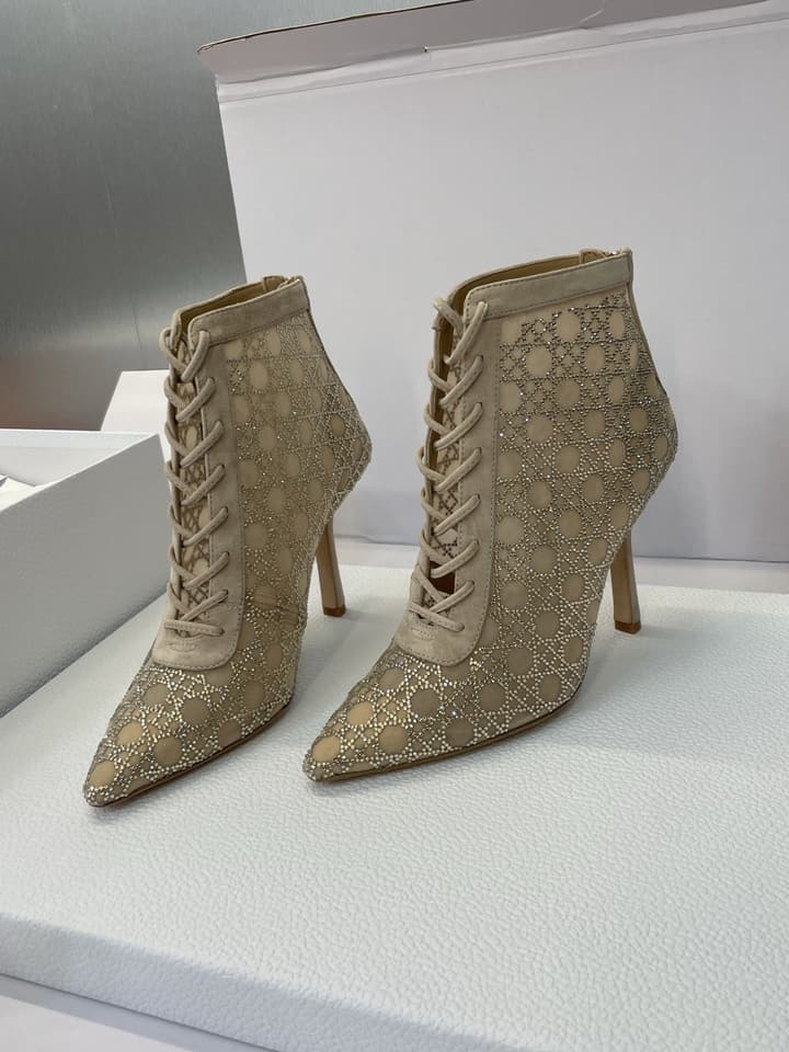 Dior CD-Capture Crystal High-Heel Ankle Boots – 2025 Spring/Summer Runway in Champagne Crystal Mesh