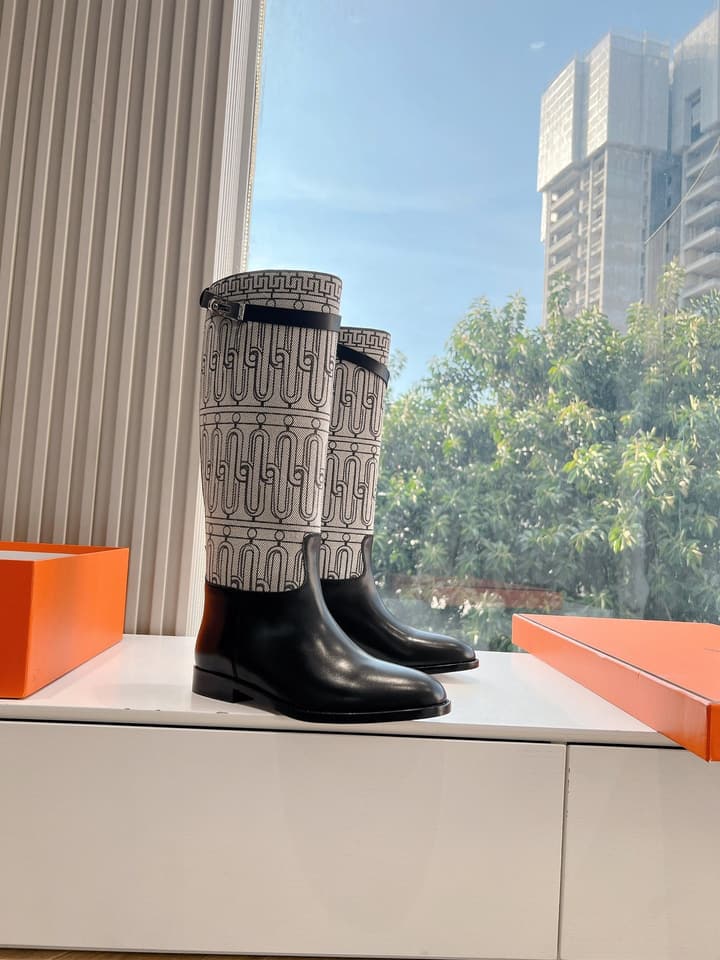 Hermès Jumping Canvas & Leather Knee-High Boots – 2024 Collection in Black