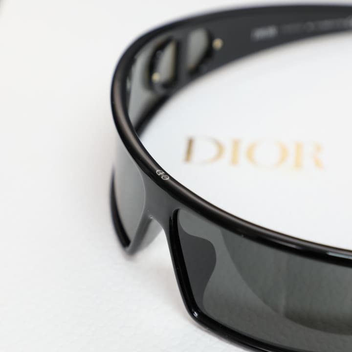 Dior VeryDior M1U Headband Sunglasses in Black