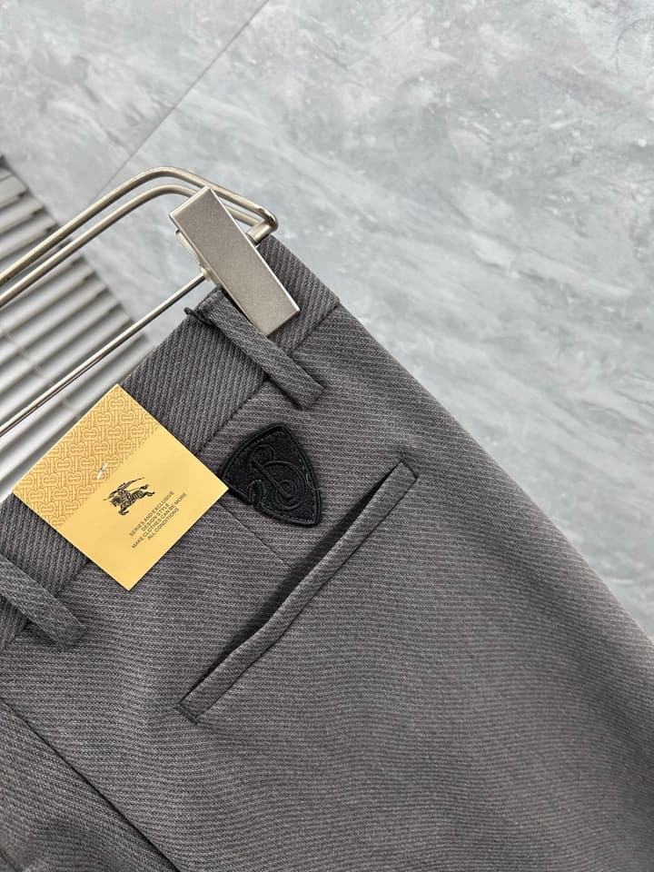 Burberry Tailored Casual Trousers – 2025SS in Camel Brown