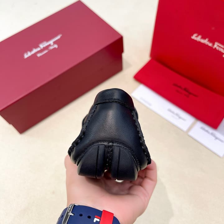 Ferragamo Men's Driving Loafers in Dark Navy Classic Loafer