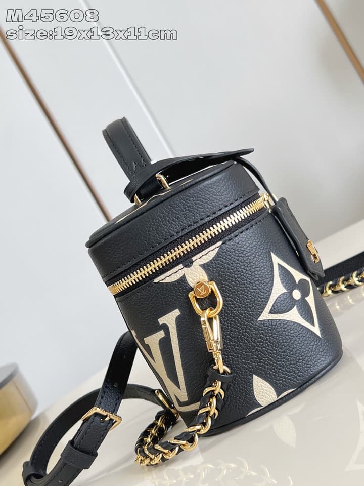 Louis Vuitton Vanity Small Handbag – M45608 in Black