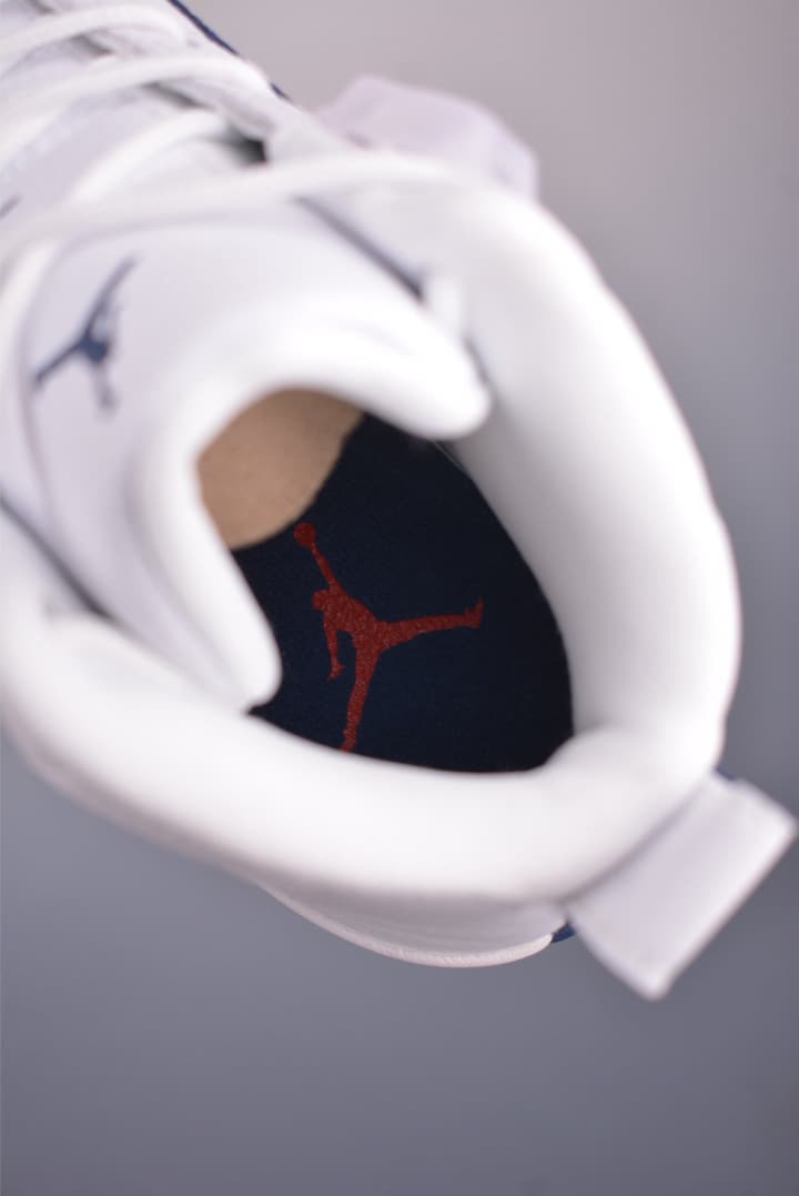 Air Jordan AJ12 White/Blue Basketball Shoes