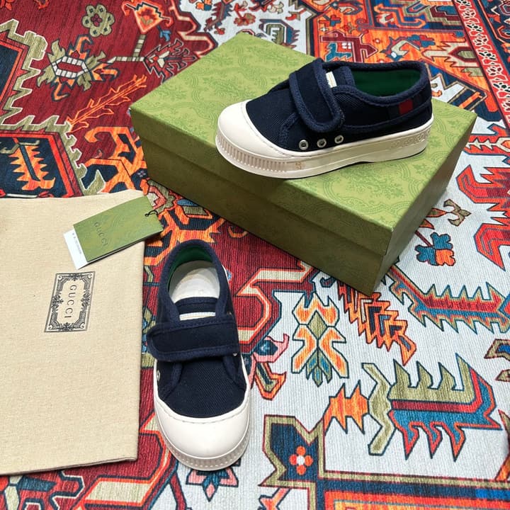 Gucci Kids Footwear – Kids Collection in Beige Plaid Slip-on