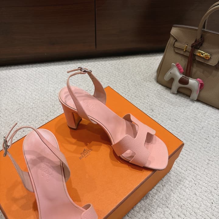 Hermès Eremite 80 Heeled Sandals in Blush Pink
