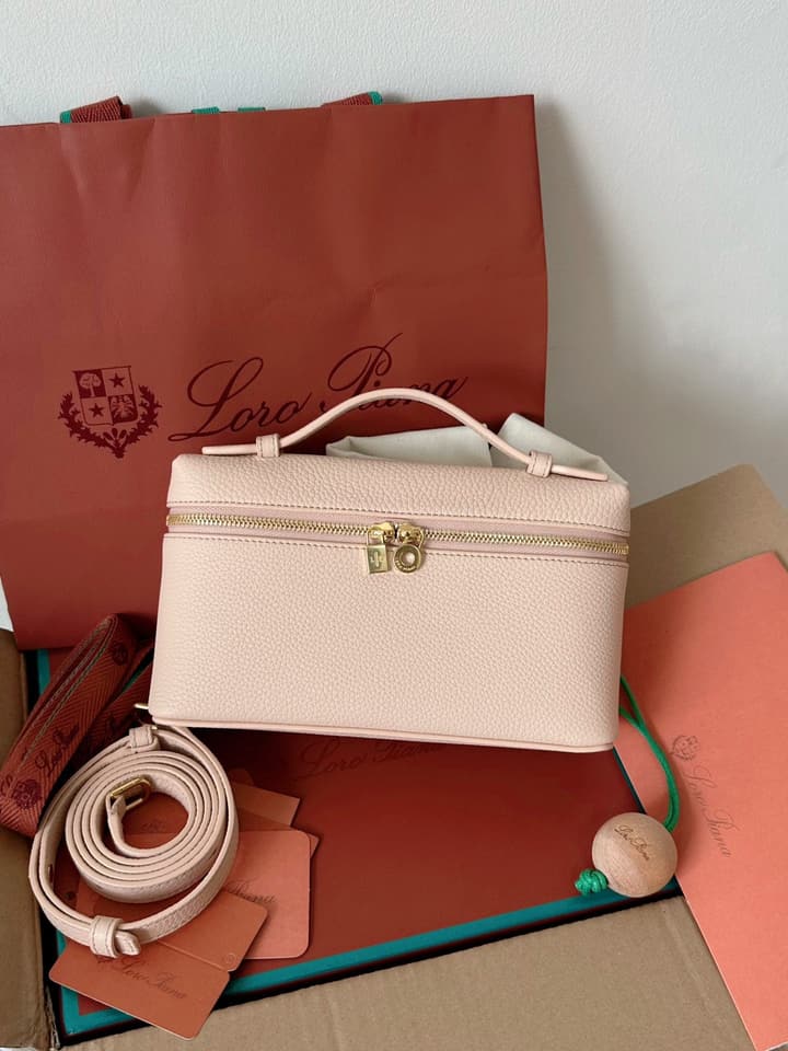 Loro Piana L19 Crossbody Bag – Cream Honey