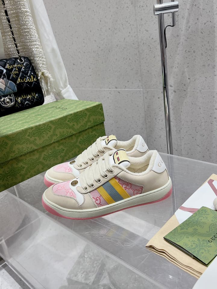 Gucci Screener Series Chunky Unisex Sneakers in Beige With Pastel Stripe And Pink Toe