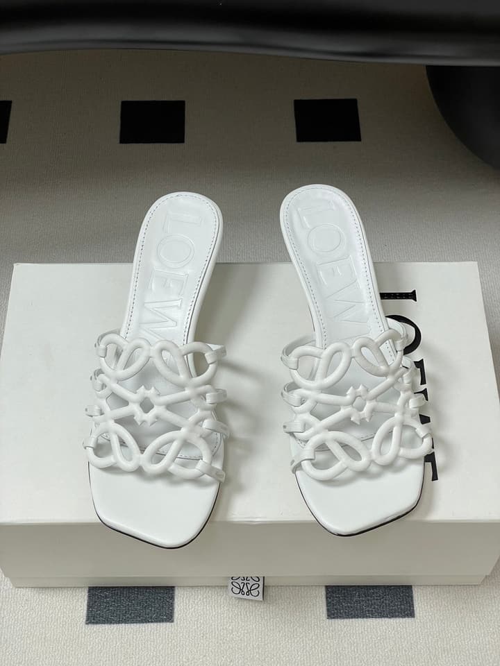 Loewe Hollow-Out Woven Kitten Heel Mules – 25SS Collection in Black