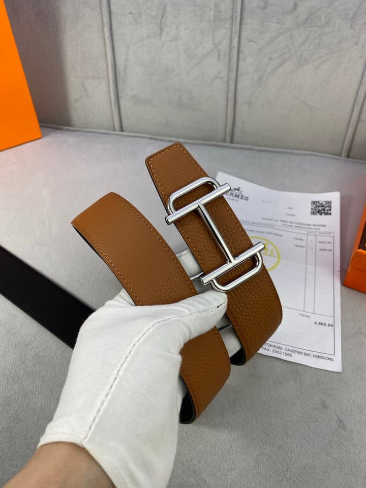 Hermès Reversible Leather Belt in Gold Hardware