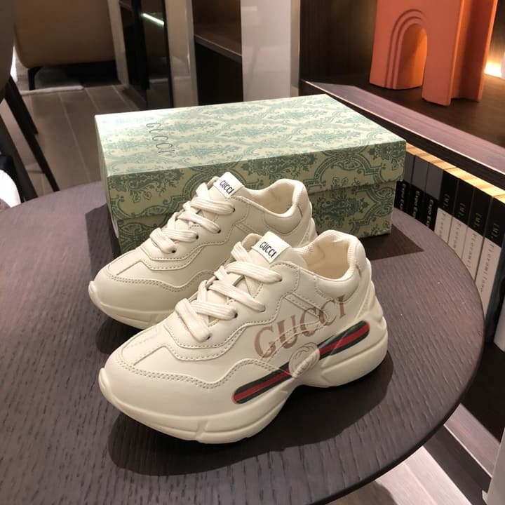 Gucci Children's Dad Sneakers – Kids Collection in Cream With Cartoon Graphic
