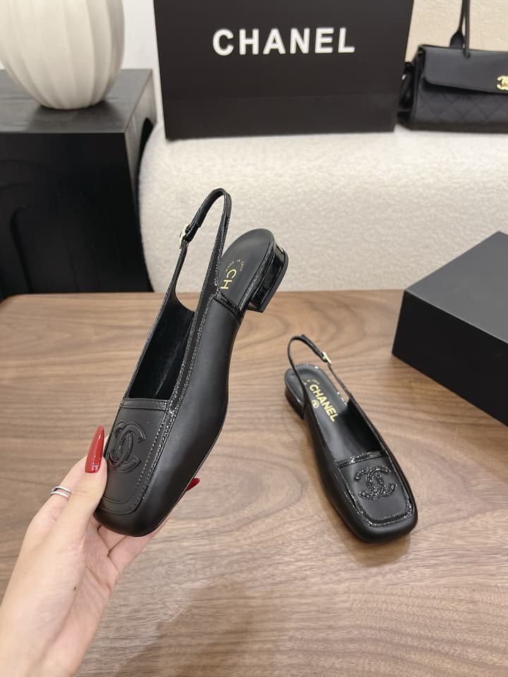 Chanel Leather Flats – 2026