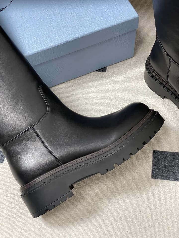 Prada Platform Leather Knight Boots – 25FW in Black