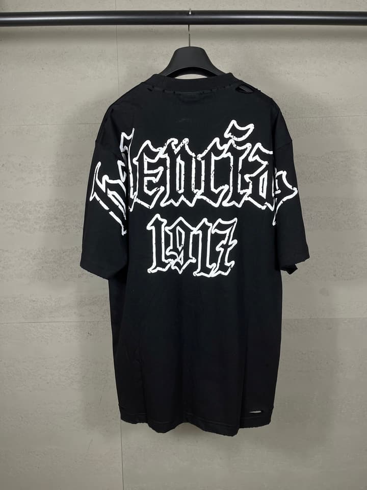 Balenciaga Paris Art Print Distressed T-Shirt – 25SS in Black