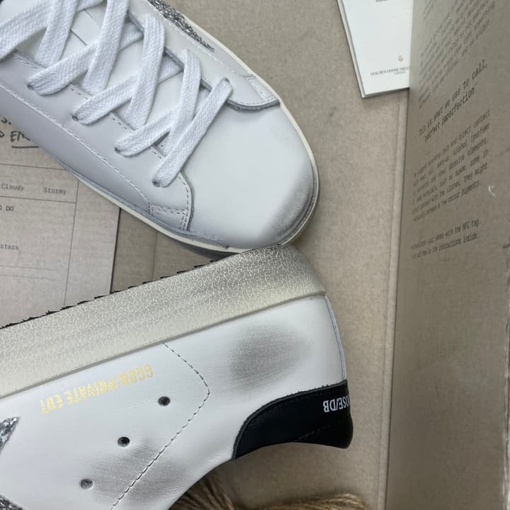 Golden Goose Superstar Graffiti Sneakers – SS22 in Black Star Rose Gold Toe